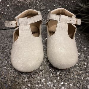 White Monkey Feet (3-4Y)
